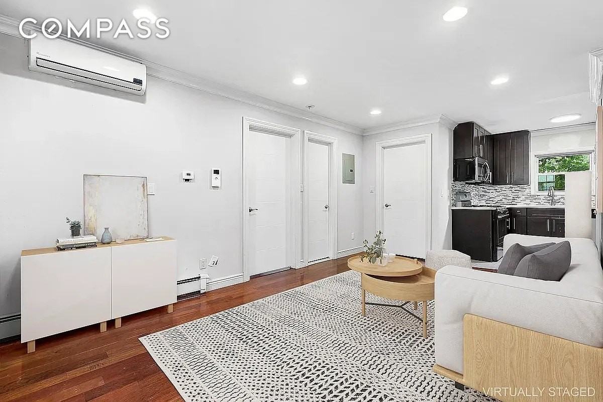 527 Carroll St #2R - Photo 3 of 7