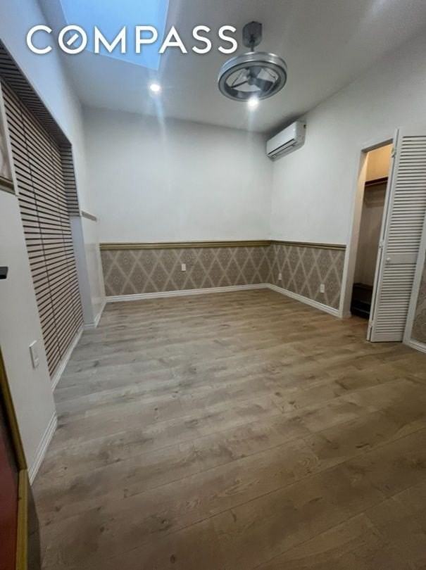 2450 38th St #F2 - Photo 3 of 5