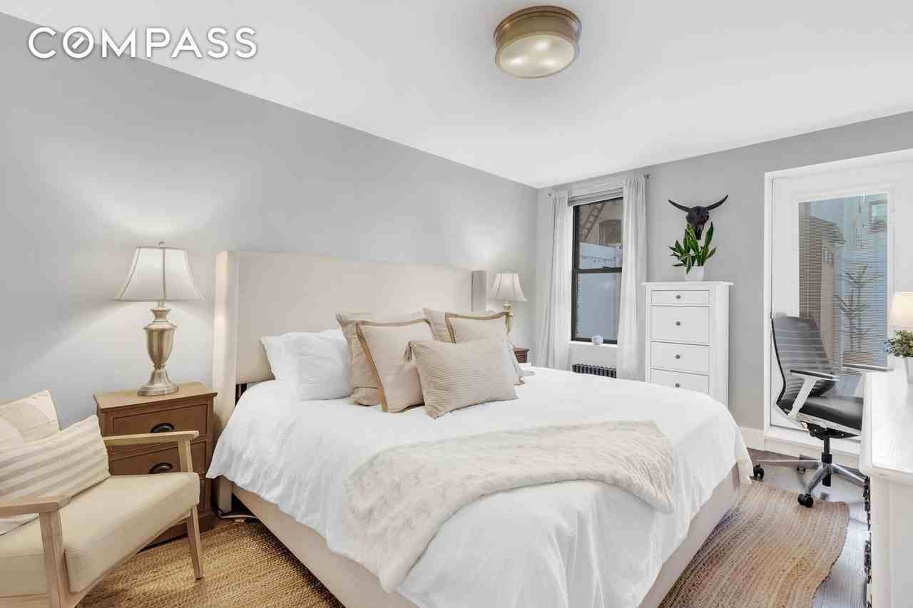 61 Martense St #1H - Photo 7 of 11