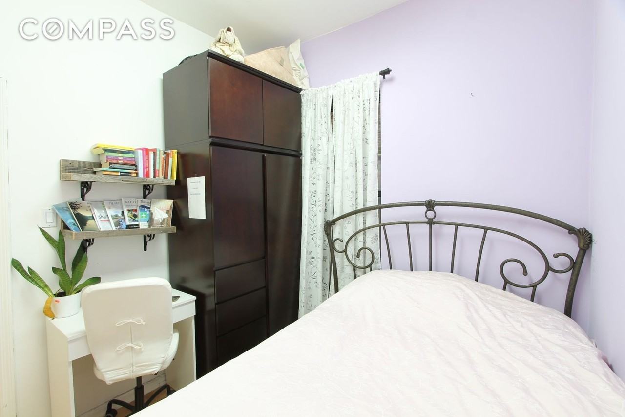 1315 3rd Ave #2RN - Photo 3 of 3