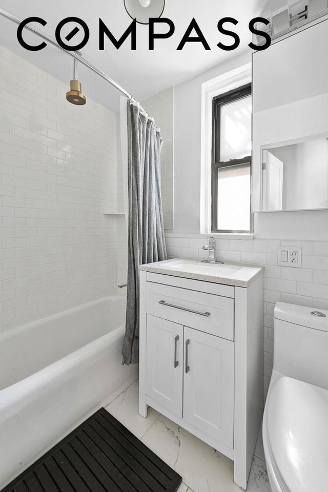 87 Barrow St #5G - Photo 6 of 9