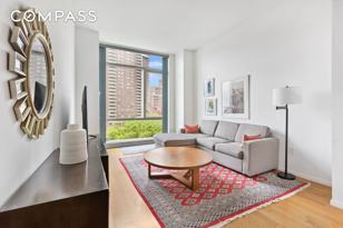 200 Chambers St Unit 4R  