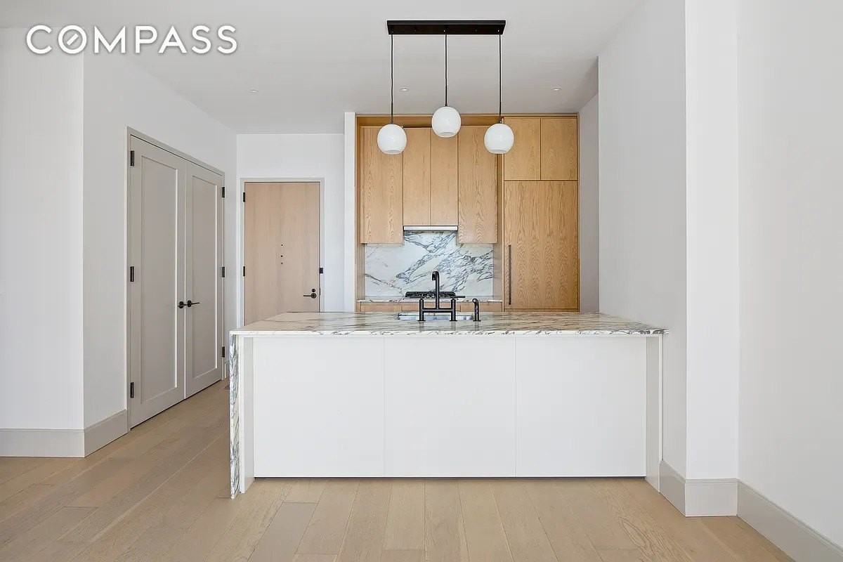 308 N 7th St #7B - Photo 3 of 15