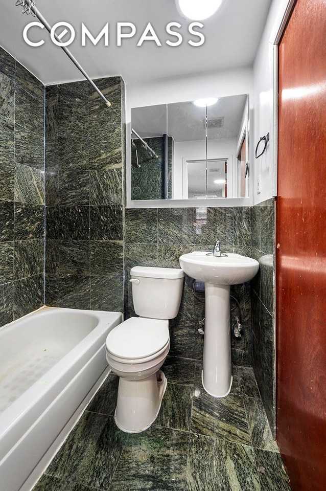 229 E 10th St #1 - Photo 3 of 3