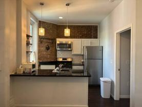 108 4th St #1R - Photo 1 of 1