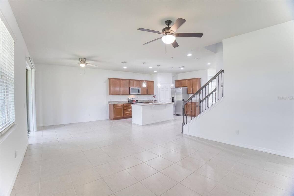 5270 Brydon Woods Cir - Photo 7 of 42