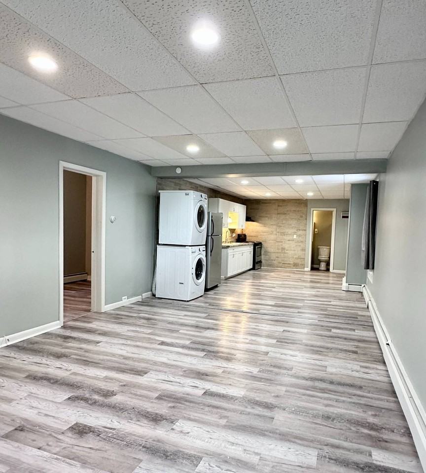 1800 7th Ave - Photo 5 of 15