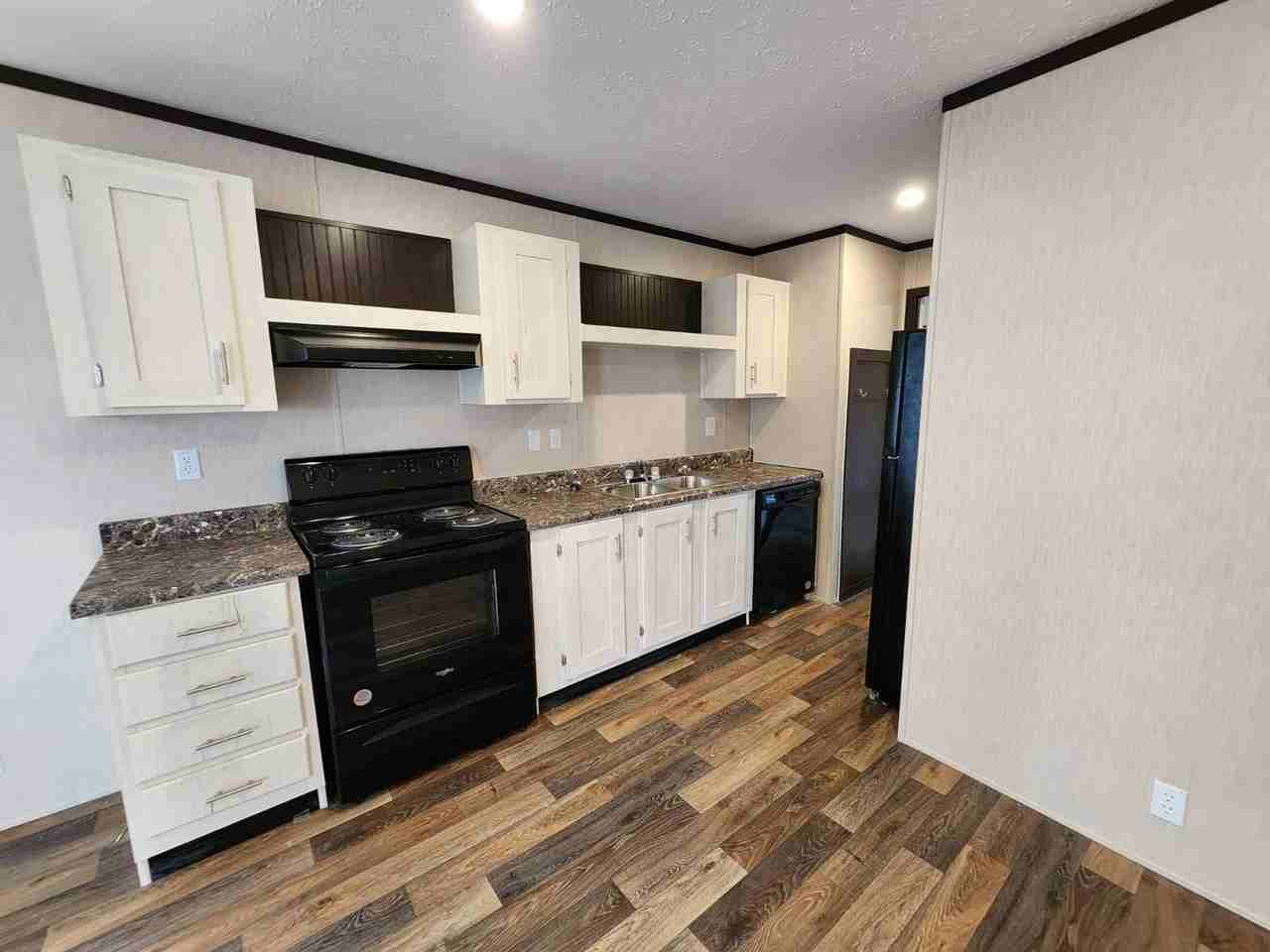6876 Marilane St #CO95 - Photo 3 of 11