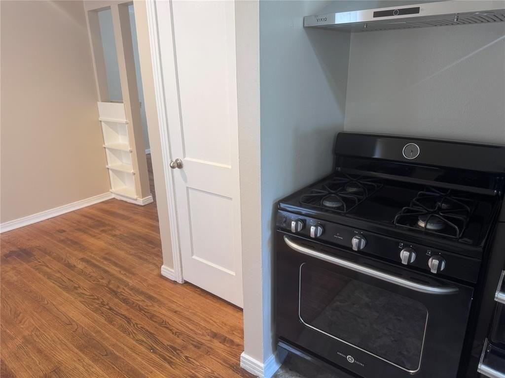 3817 Nw 33rd St - Photo 5 of 13