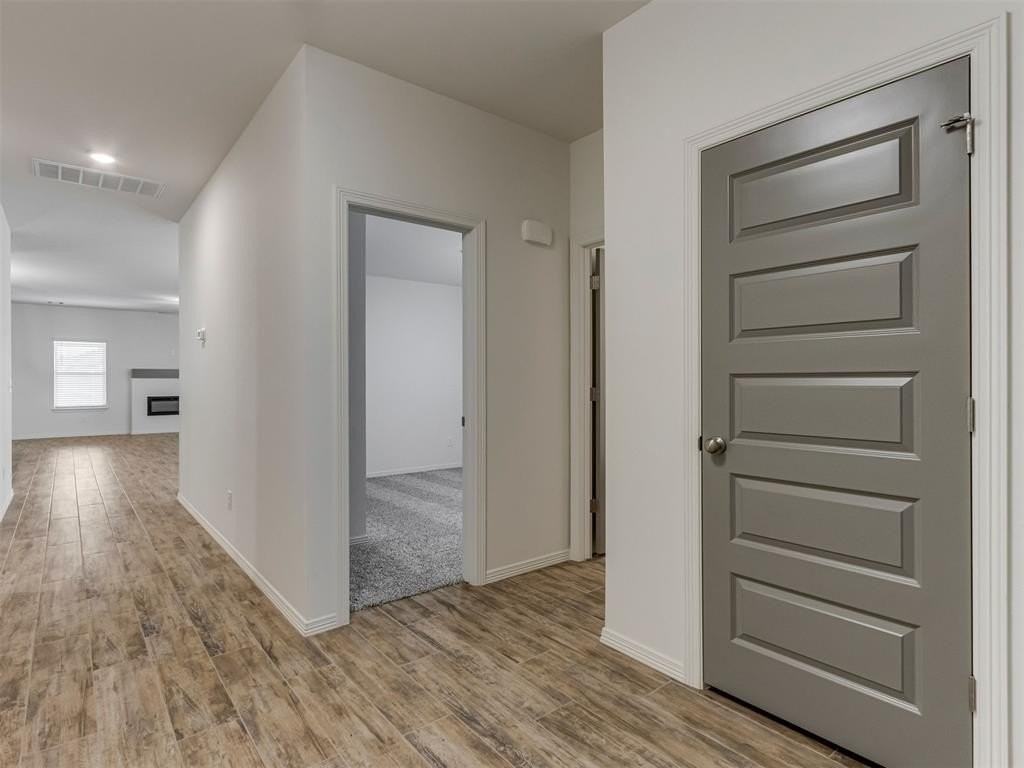 10653 SW 18th Street - Photo 5 of 35