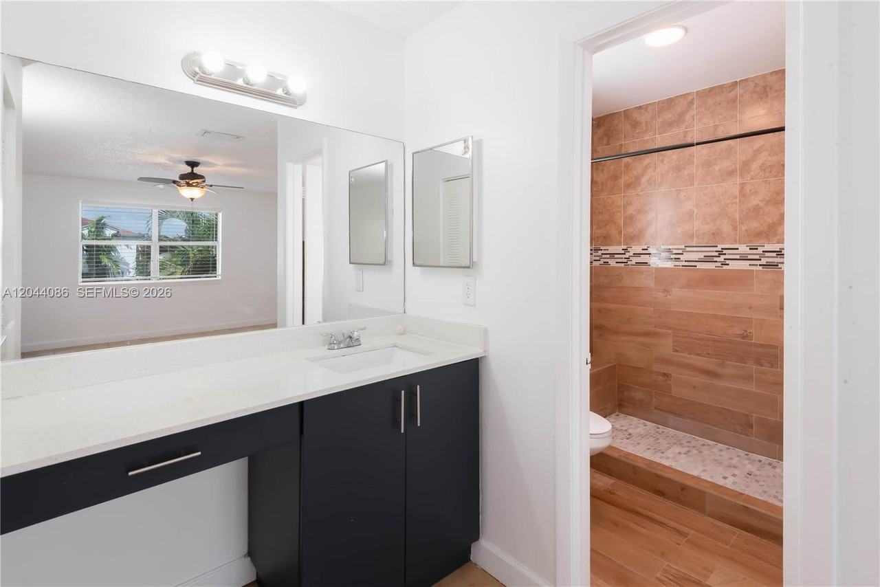 9044 Sw 148th Ct - Photo 6 of 8