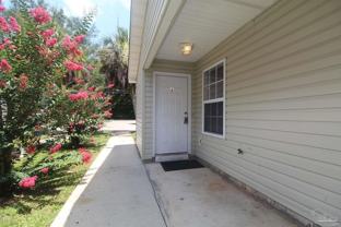 601 N 61st Ave - Photo 1 of 1