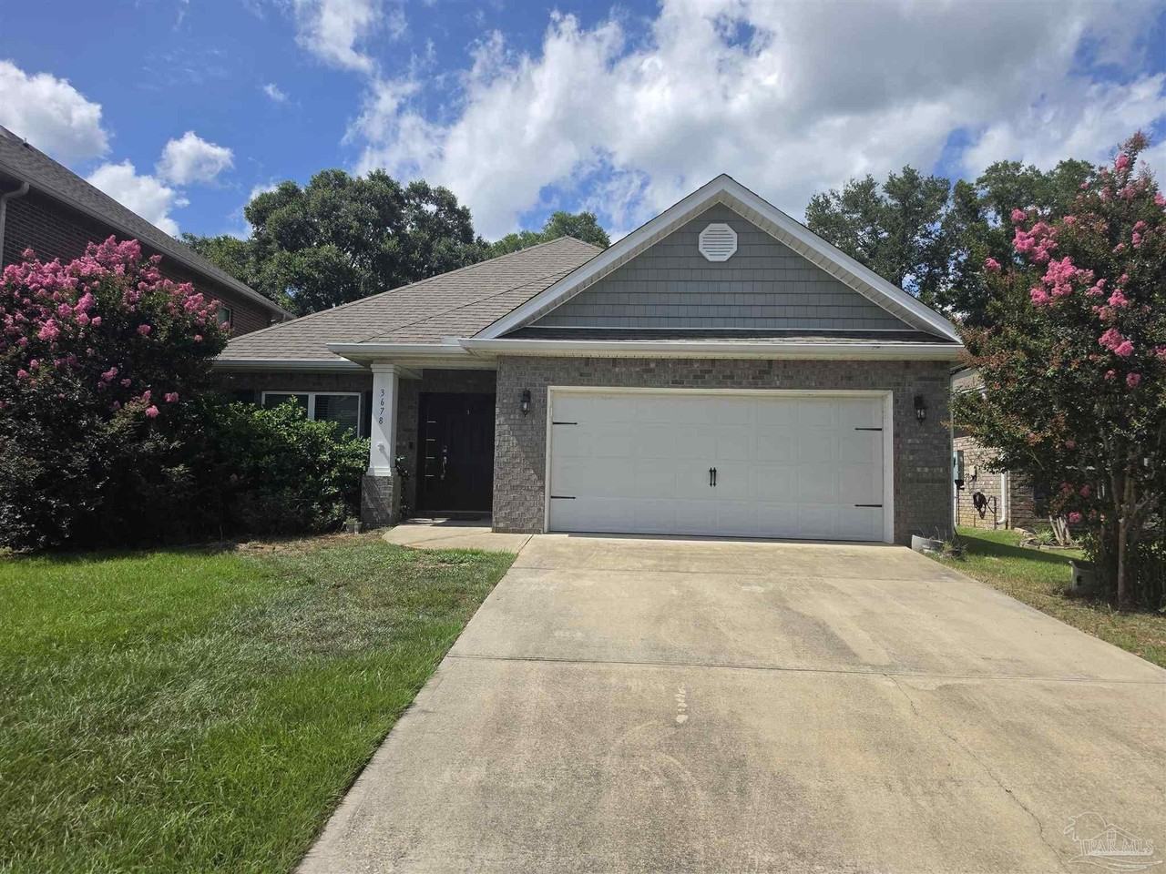 3678 Hawks Landing Cir - Photo 2 of 32