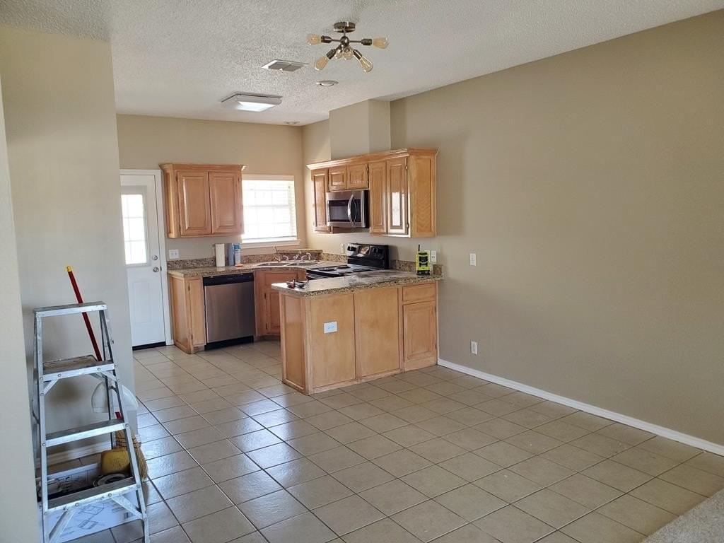 5104 Rainbow Rd #A - Photo 5 of 7