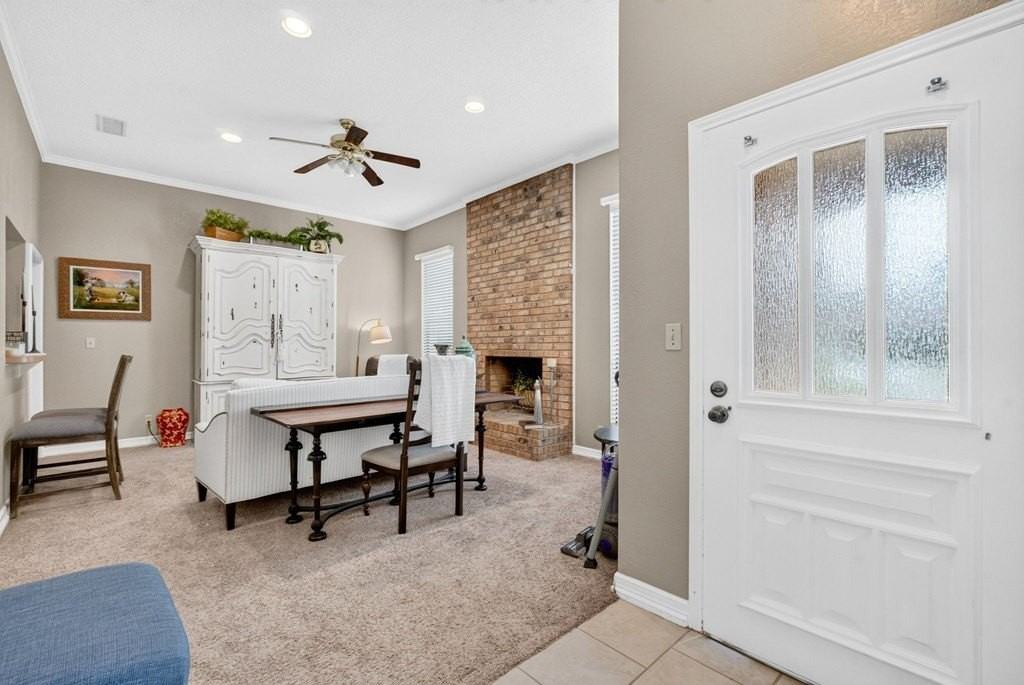 3203 Tealwood Pl - Photo 5 of 47