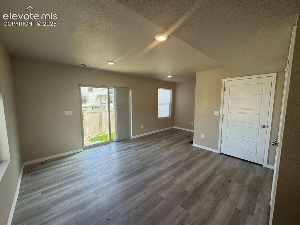 6153 Callan Dr - Photo 3 of 23