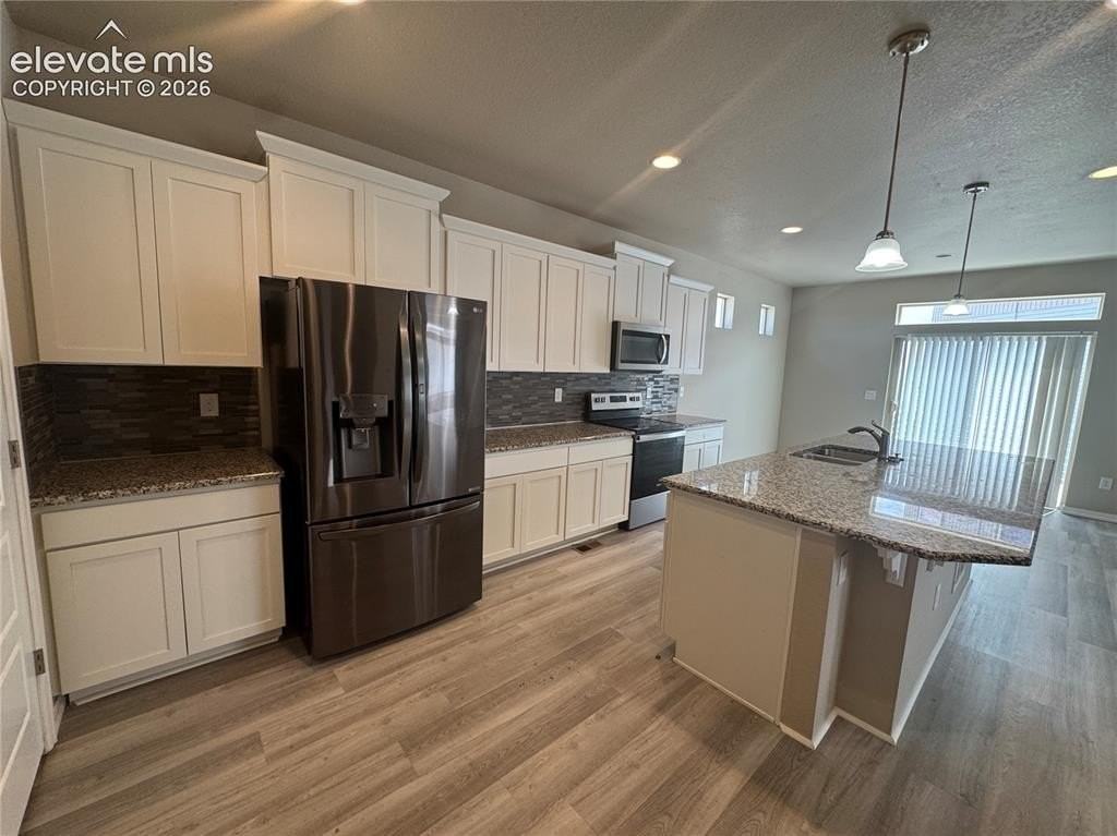 6153 Callan Dr - Photo 6 of 23