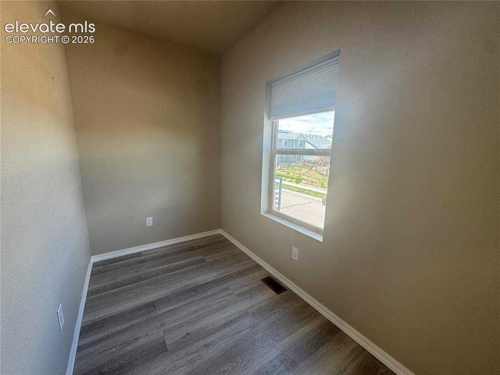 6153 Callan Dr - Photo 7 of 23