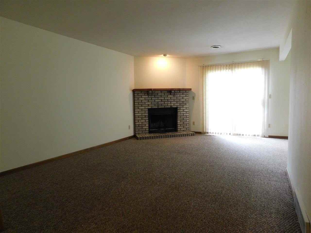 766 Tulip Ln - Photo 3 of 18