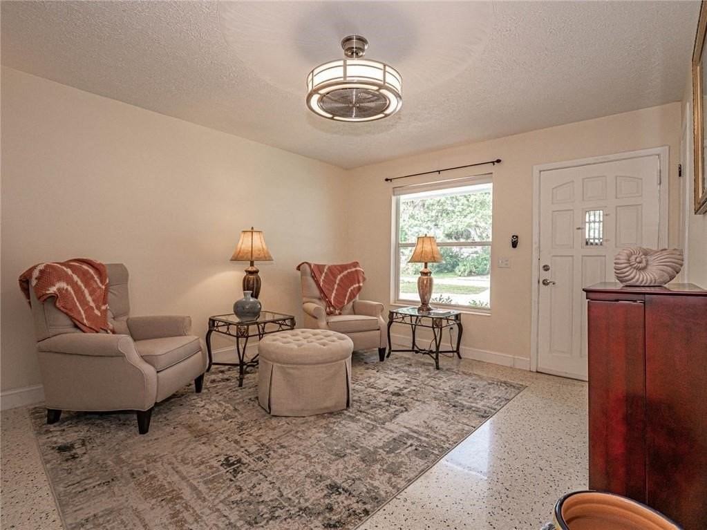 2716 53rd Ave - Photo 6 of 31