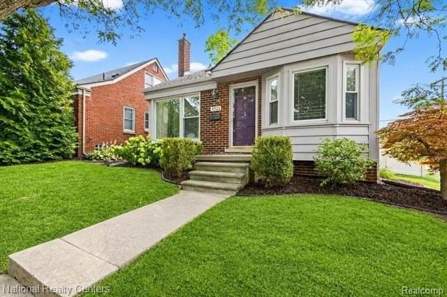 4521 Elmwood Ave - Photo 3 of 29