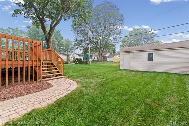 4521 Elmwood Ave - Photo 7 of 29