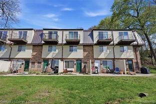 862 N Main St - Photo 1 of 1