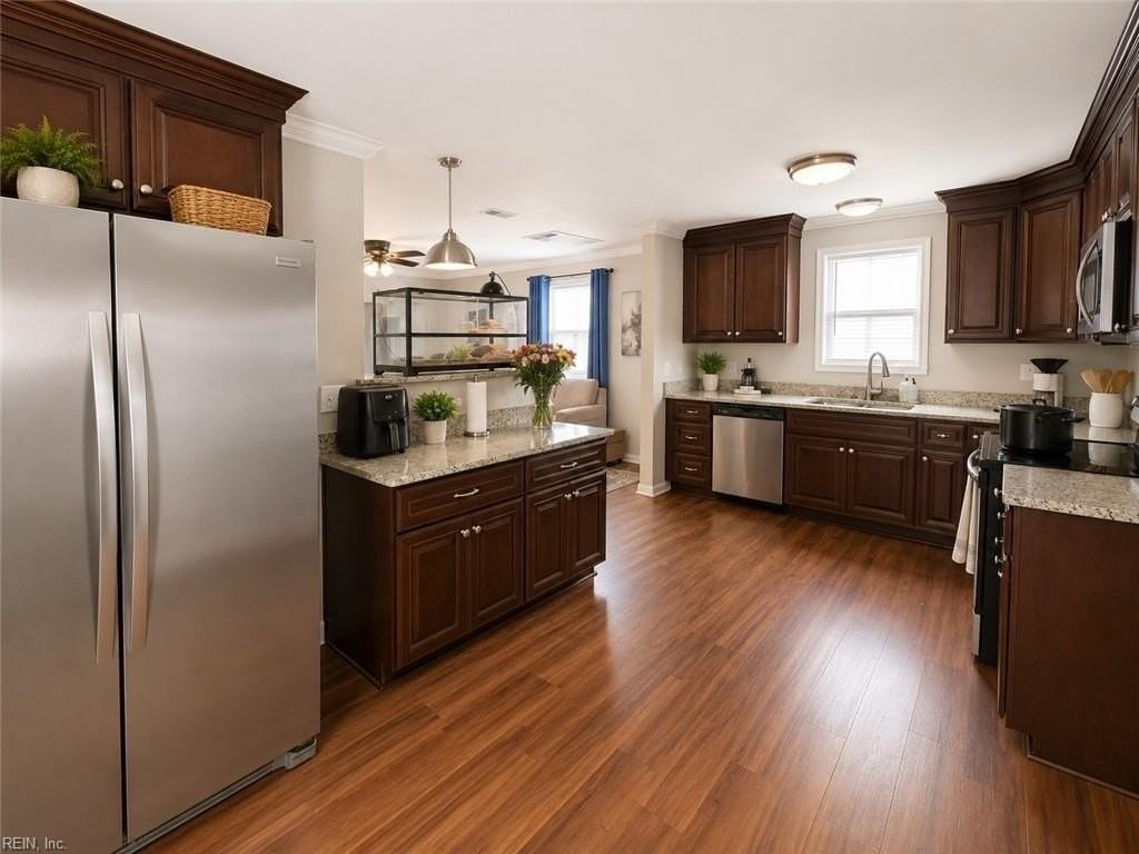 1316 Atlanta Ave - Photo 5 of 14