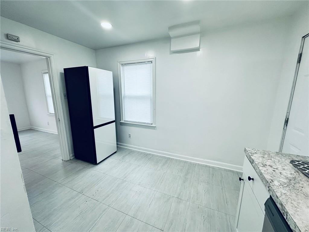 624 Chapel St - Photo 5 of 23