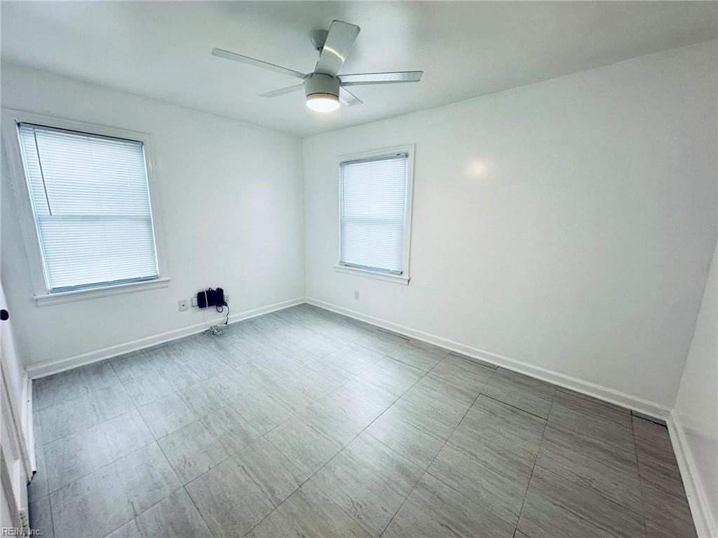 624 Chapel St - Photo 6 of 23