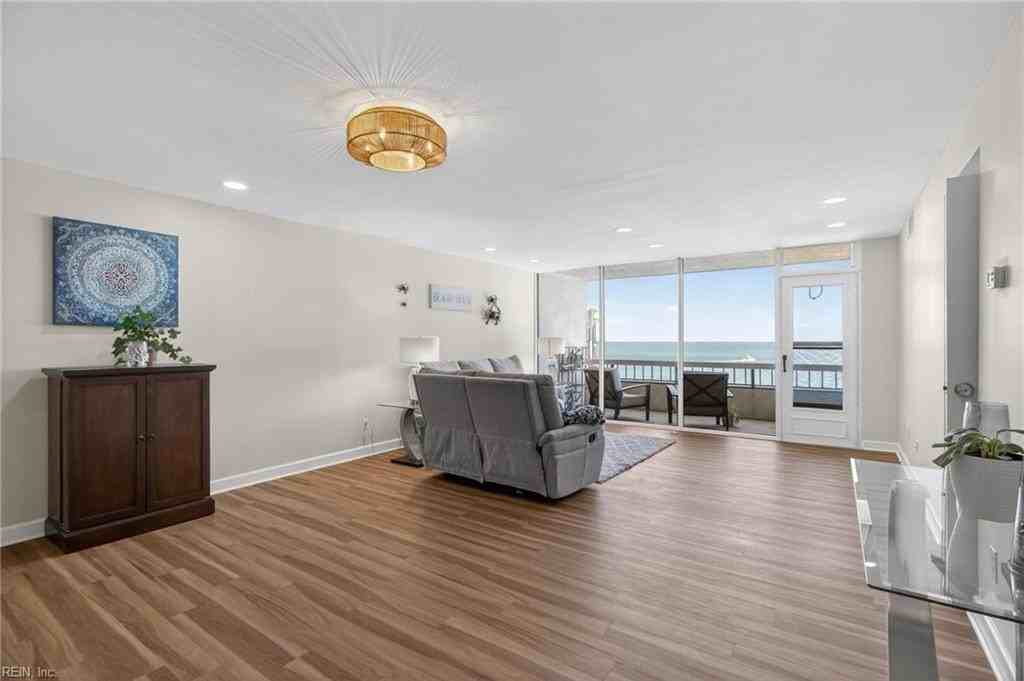 3300 Ocean Shore Ave #503 - Photo 7 of 31