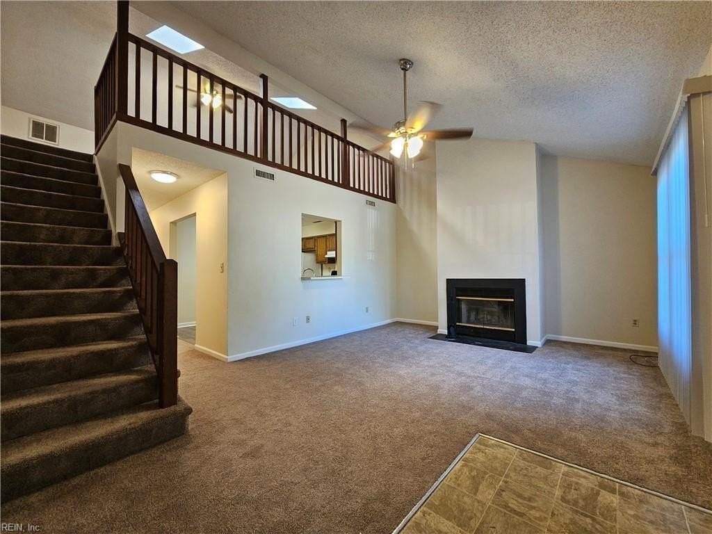 26 Cooper Dr - Photo 4 of 17