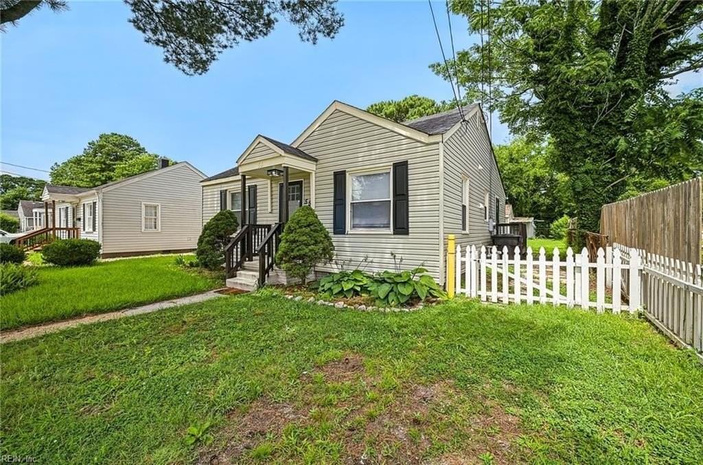 55 Greeneland Blvd - Photo 5 of 33