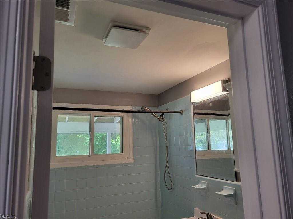 30 Jordan Dr - Photo 7 of 16