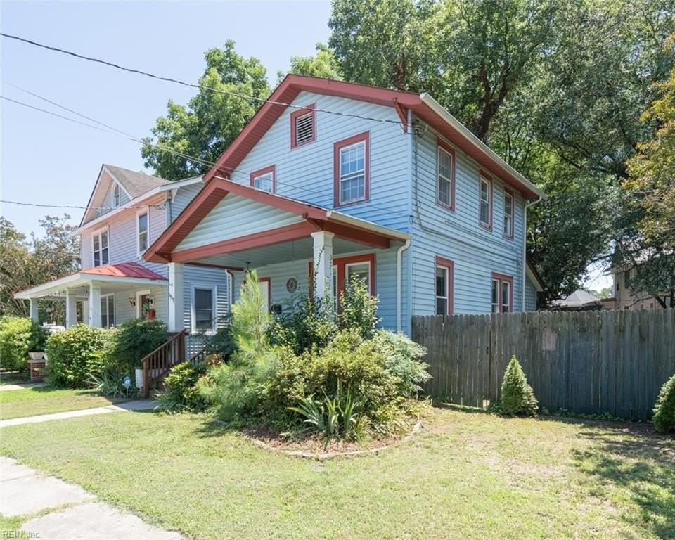 1519 Mathews Ter - Photo 2 of 36