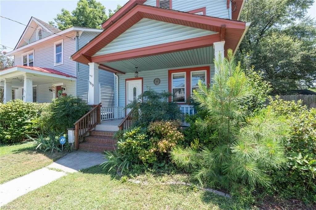 1519 Mathews Ter - Photo 3 of 36