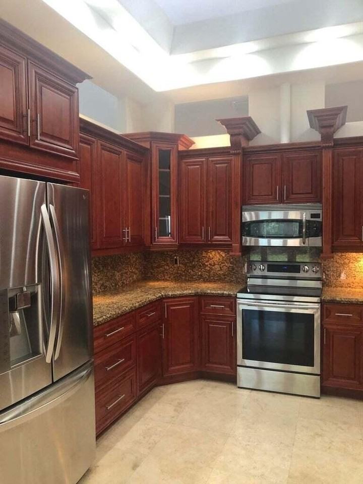 8649 Nw 57th Ct - Photo 7 of 29