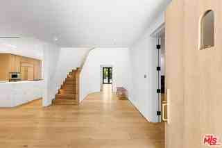 1001 Hanover Dr - Photo 5 of 8