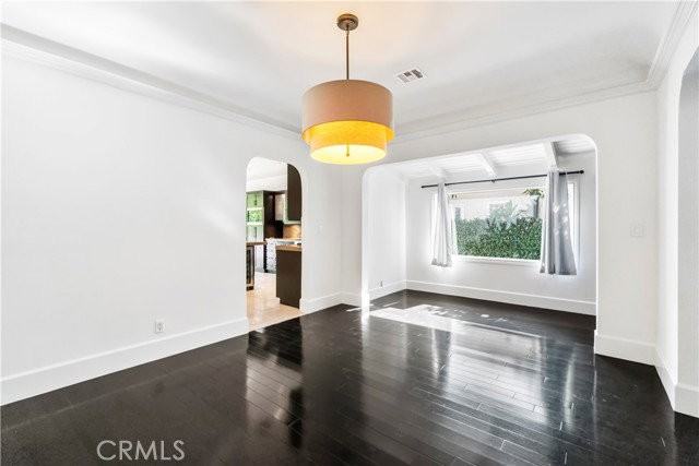 432 S Orange Dr - Photo 4 of 7
