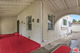 4126 S Bronson Ave - Photo 2 of 8
