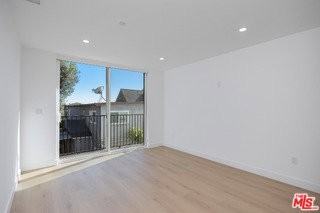 1332 Mohawk St - Photo 7 of 8