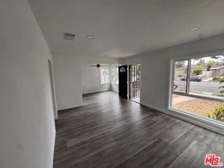 3020 Magnolia Ave - Photo 2 of 8