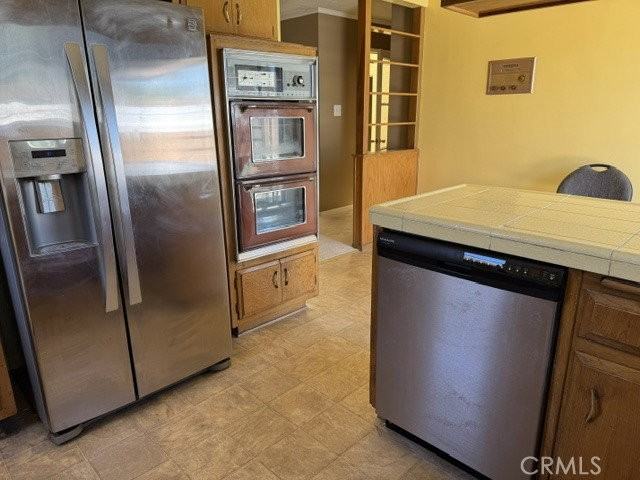 23228 Evalyn Ave - Photo 2 of 8