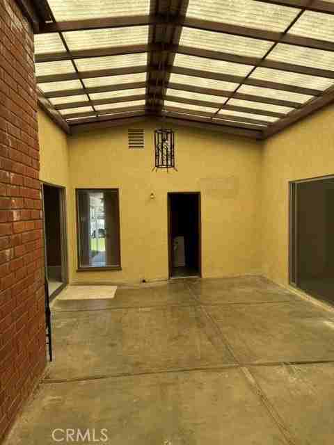 23228 Evalyn Ave - Photo 6 of 8