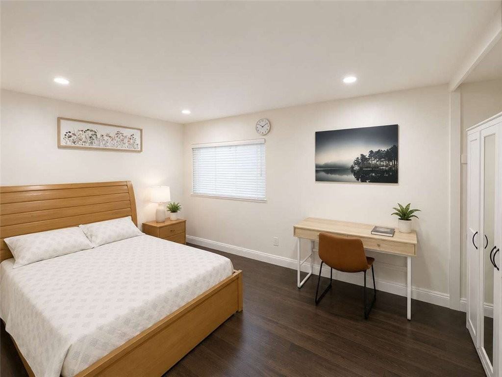17211 Stowers Ave - Photo 6 of 8