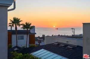 featured image of 3317 Vista Dr