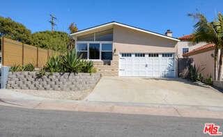 1604 Oak Ave - Photo 4 of 8