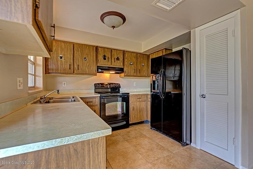 1640 Norman St Ne - Photo 6 of 24