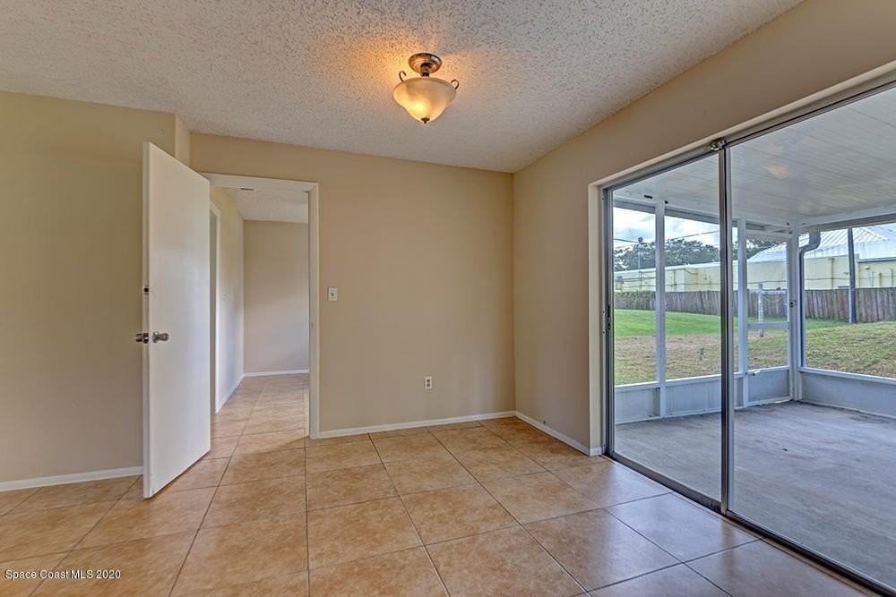 1640 Norman St Ne - Photo 7 of 24