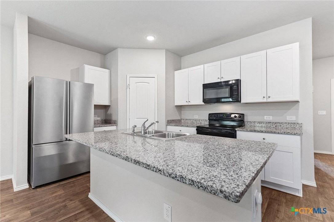 13508 Tai Londo Dr - Photo 7 of 33
